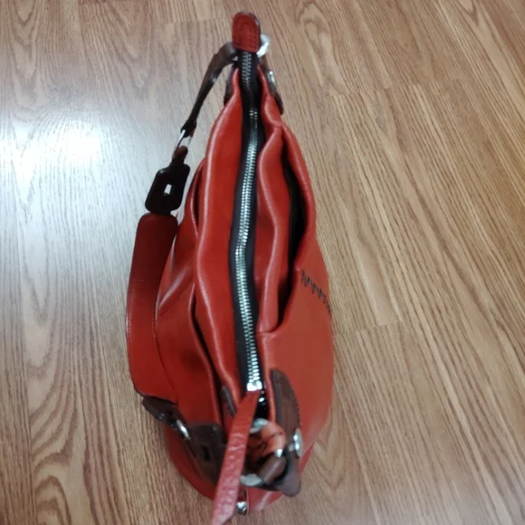 Gorgeous BRIGHTON SHAYLA LEATHER SHOULDER Purse - Picture 4 of 16